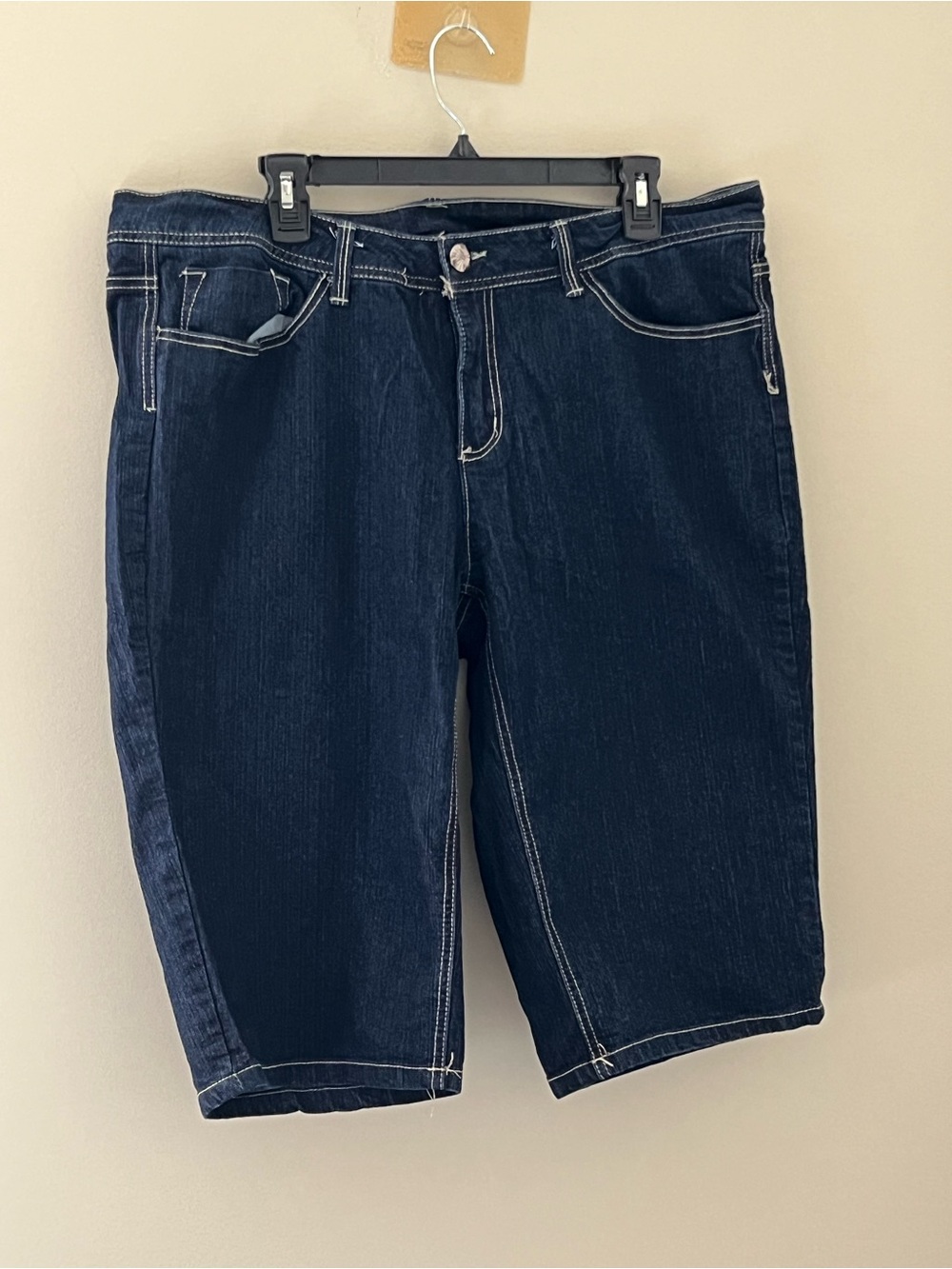 Faded Glory Denim Bermuda Shorts Women’s Size 18 Dark Wash Stretch